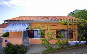 Apartments Adrialina